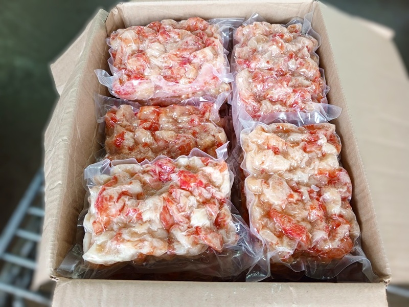 Мясо краба камчатского салатное варено-мороженое