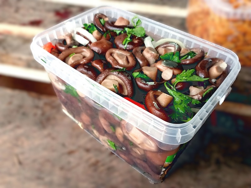 Грузди маринованные