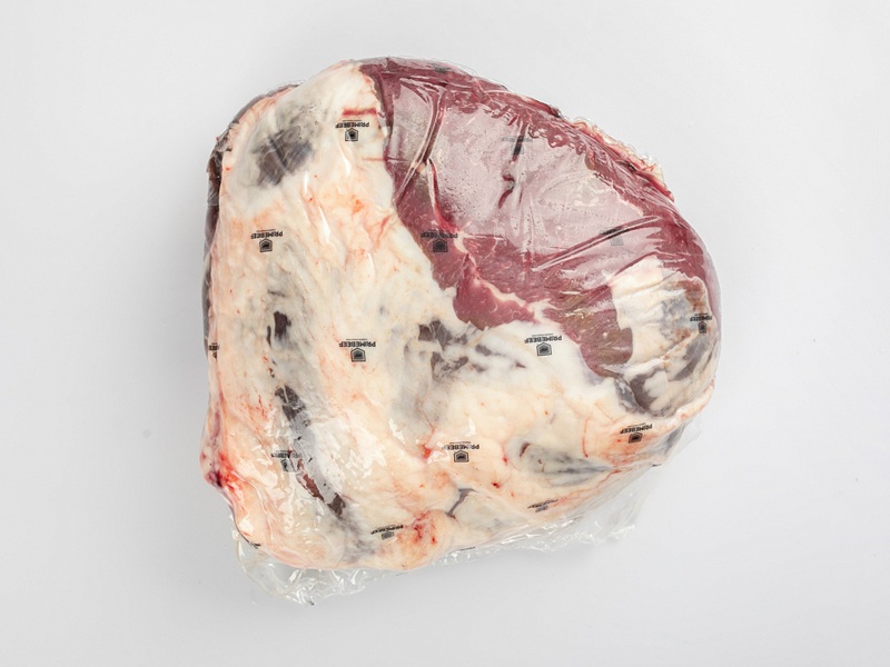 Огузок говяжий без кости внутренняя часть Primebeef свежемороженый